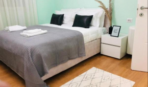 Rei Apartments